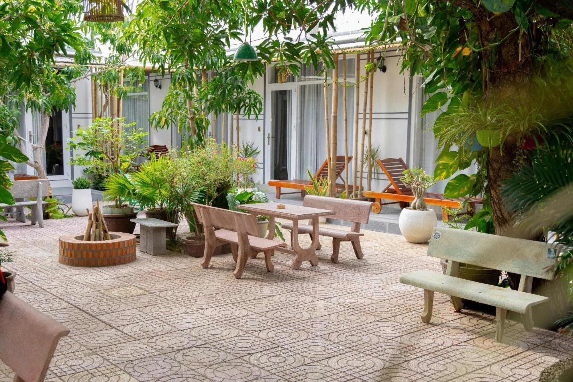Binhyen Homestay ムイネー エクステリア 写真